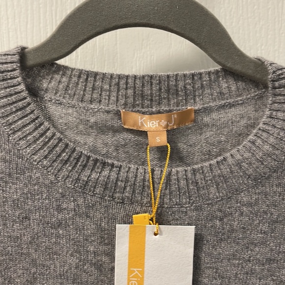Cashmere sweater by Kier & J. Size Small. NWT. - Picture 4 of 8